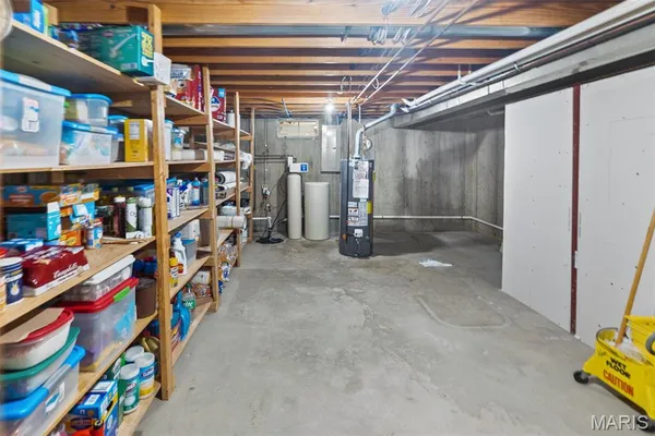 $345,000 | 911 Bayberry Lane, Red Bud, IL 62278