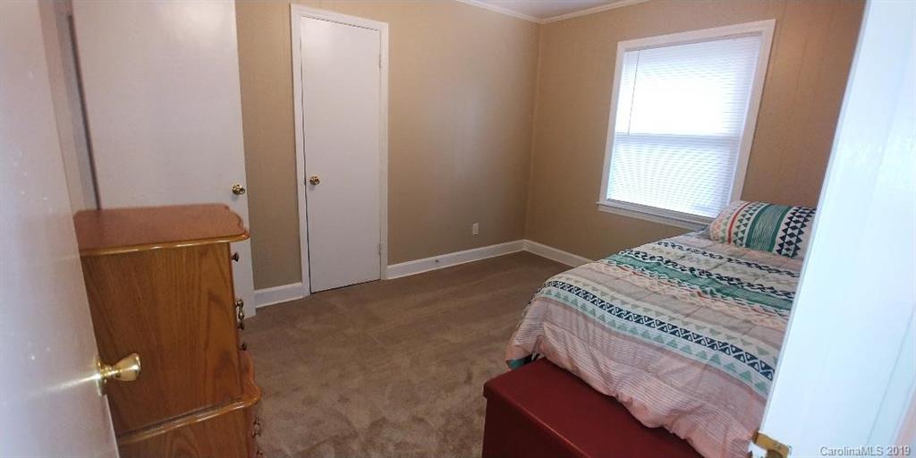 924 Ranch Road Charlotte, NC 28208 - Photo 12 of 14 Gallery Image 12