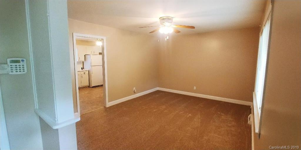 924 Ranch Road Charlotte, NC 28208 - Photo 7 of 14 Gallery Image 7