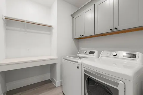 $775,000 | 452 Crimson Sky Court, Dripping Springs, TX 78620