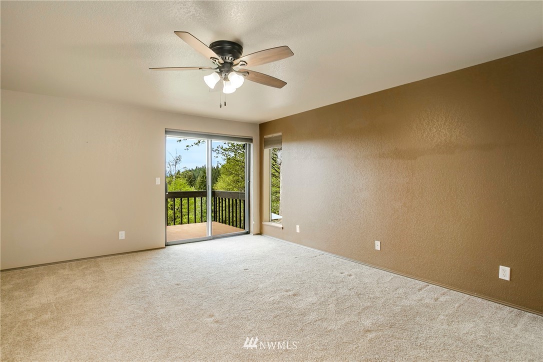 2111 South Lake Roesiger Road Snohomish, WA 98290 - Photo 17 of 39