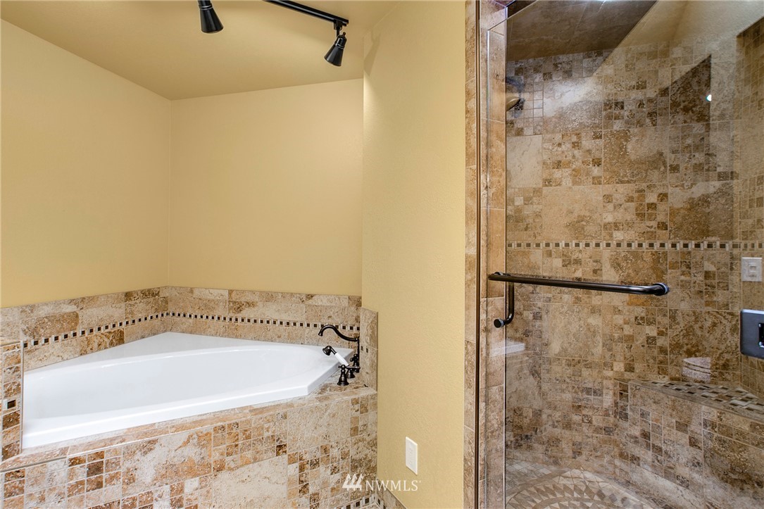 2111 South Lake Roesiger Road Snohomish, WA 98290 - Photo 20 of 39