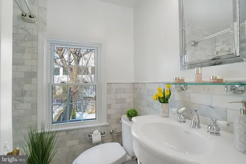 $724,900 | 4787 21st Road North, Arlington, VA 22207