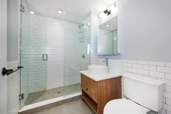 $4,645 | 774 Grand Street, Unit 6H | Williamsburg