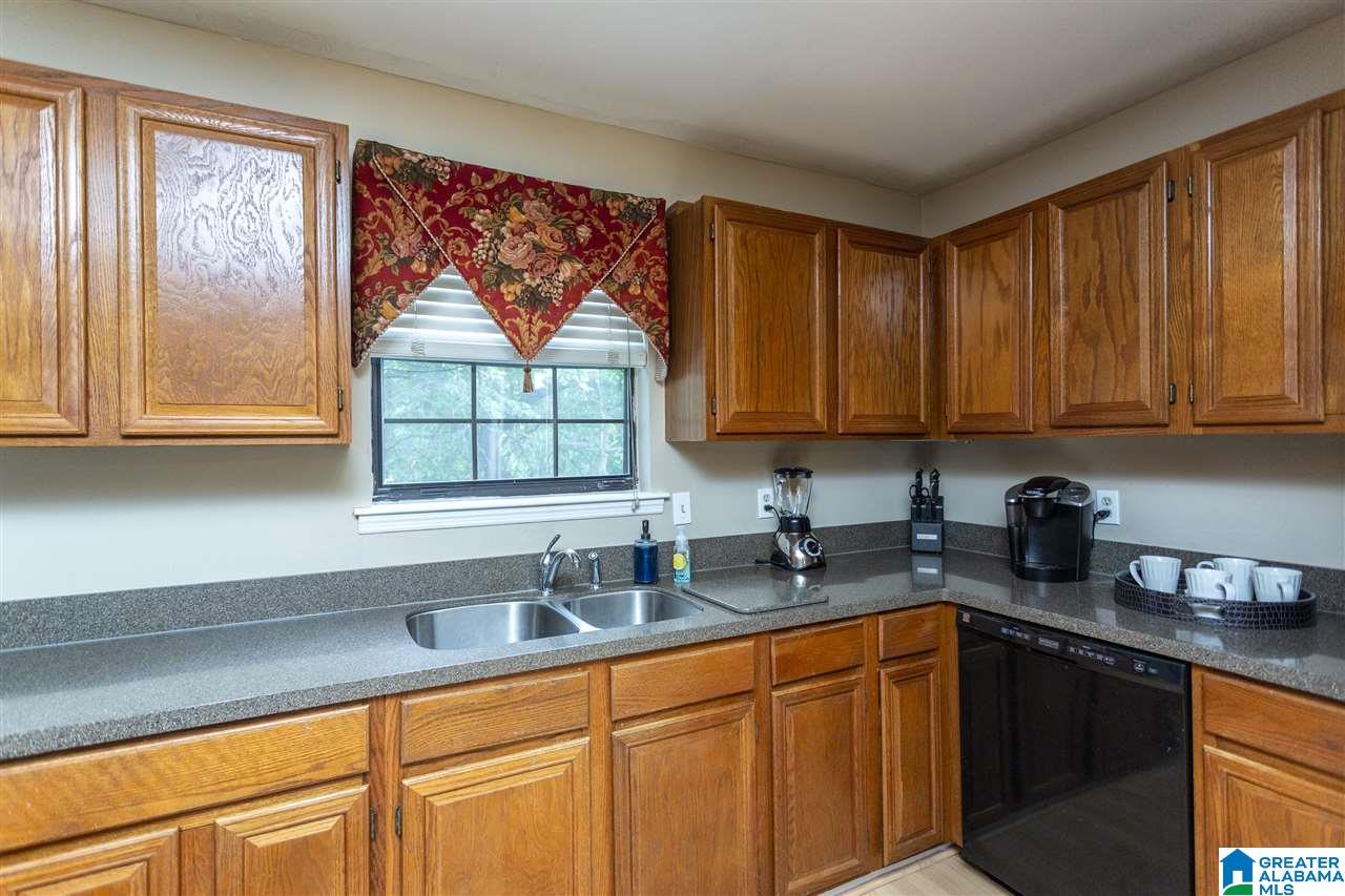 108 Spinnaker Lane Alabaster, AL 35007 - Photo 13 of 37