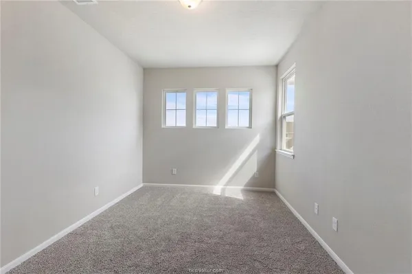 $2,400 | 15217 Still Water Mdw Loop, College Station, TX 77845