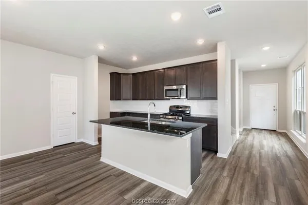 $2,400 | 15217 Still Water Mdw Loop, College Station, TX 77845