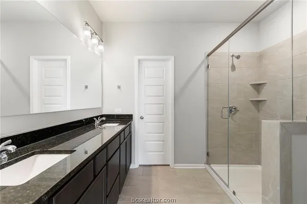 $2,400 | 15217 Still Water Mdw Loop, College Station, TX 77845