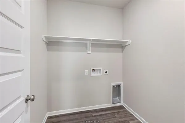 $2,400 | 15217 Still Water Mdw Loop, College Station, TX 77845