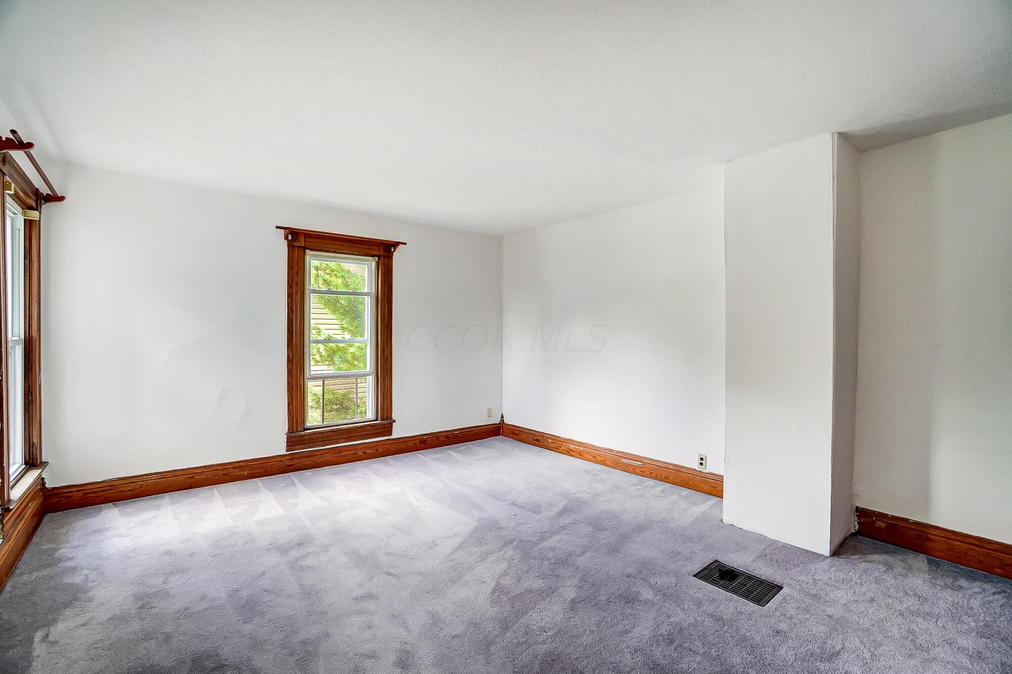 224 Rice Street Springfield, OH 45505 - Photo 18 of 29 019