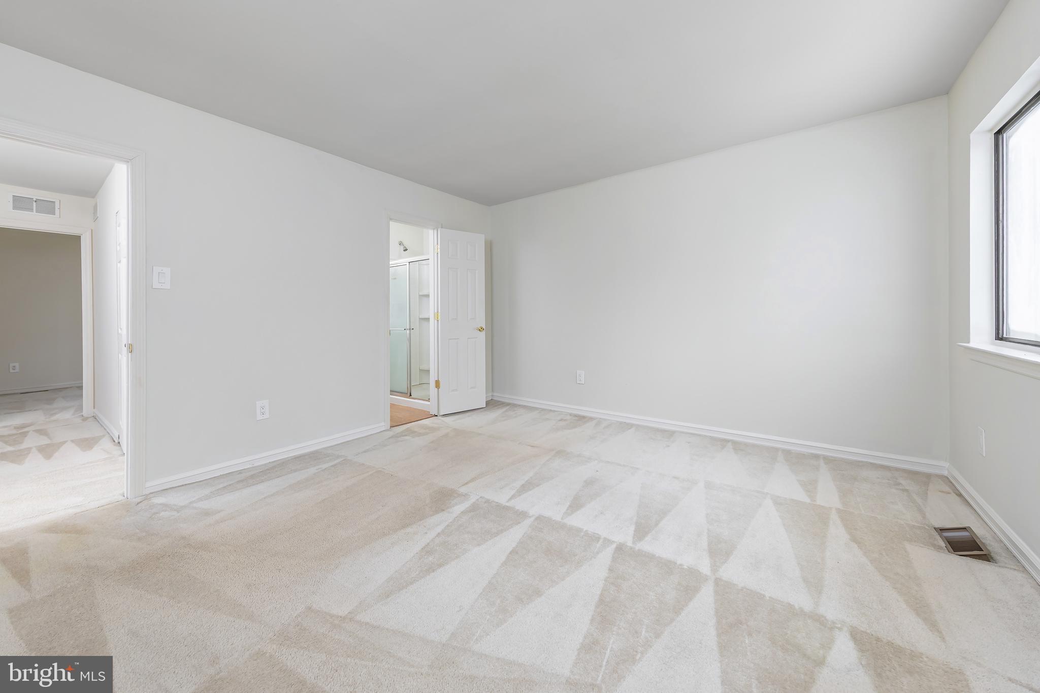 307 Meadowview Lindenwold, NJ 08021 - Photo 15 of 20