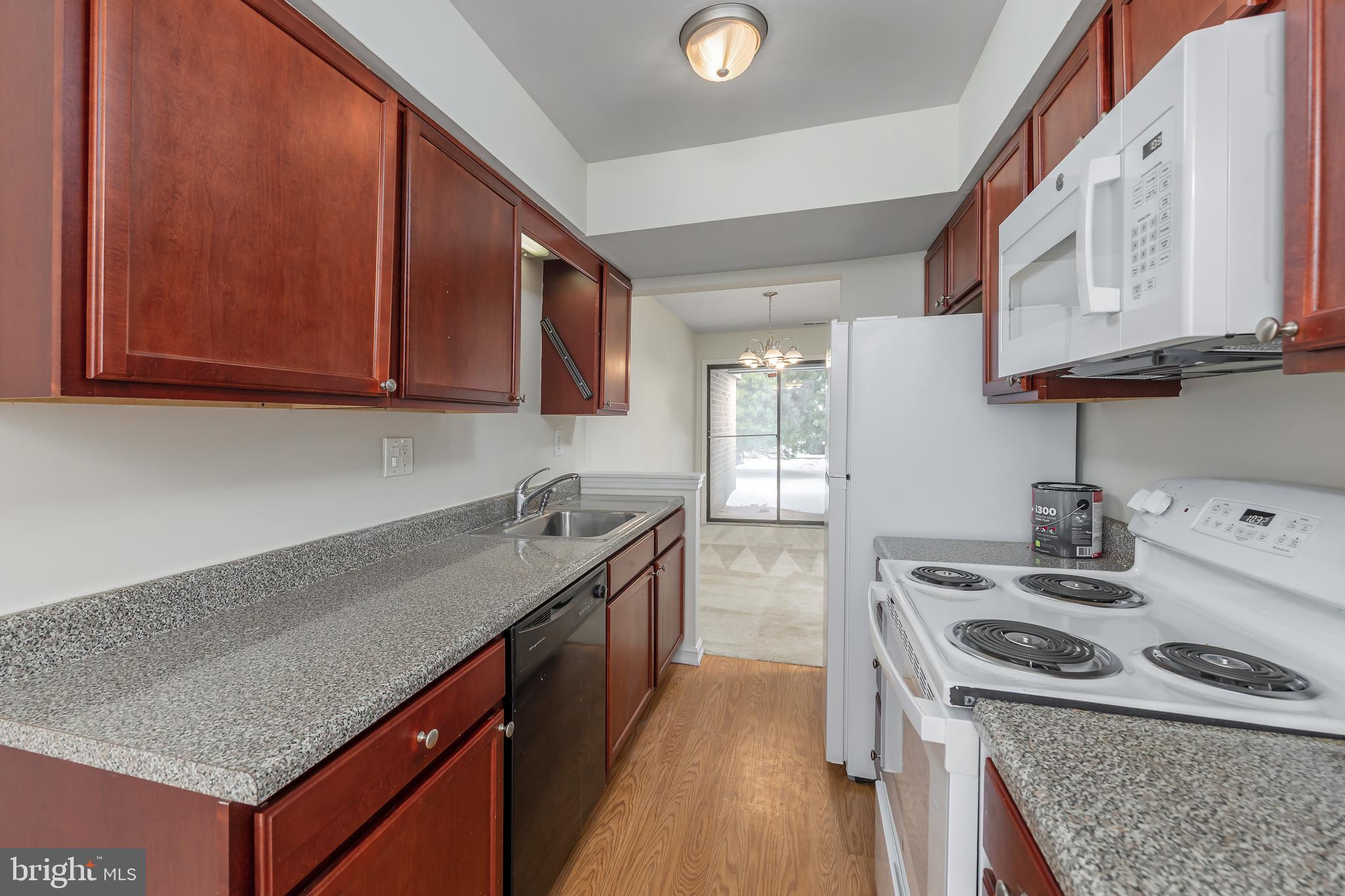 307 Meadowview Lindenwold, NJ 08021 - Photo 6 of 20