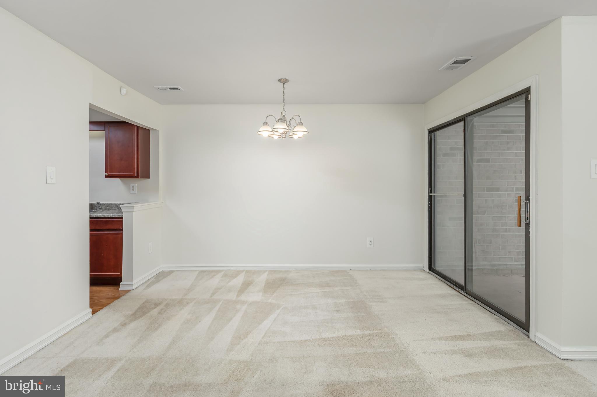 307 Meadowview Lindenwold, NJ 08021 - Photo 10 of 20