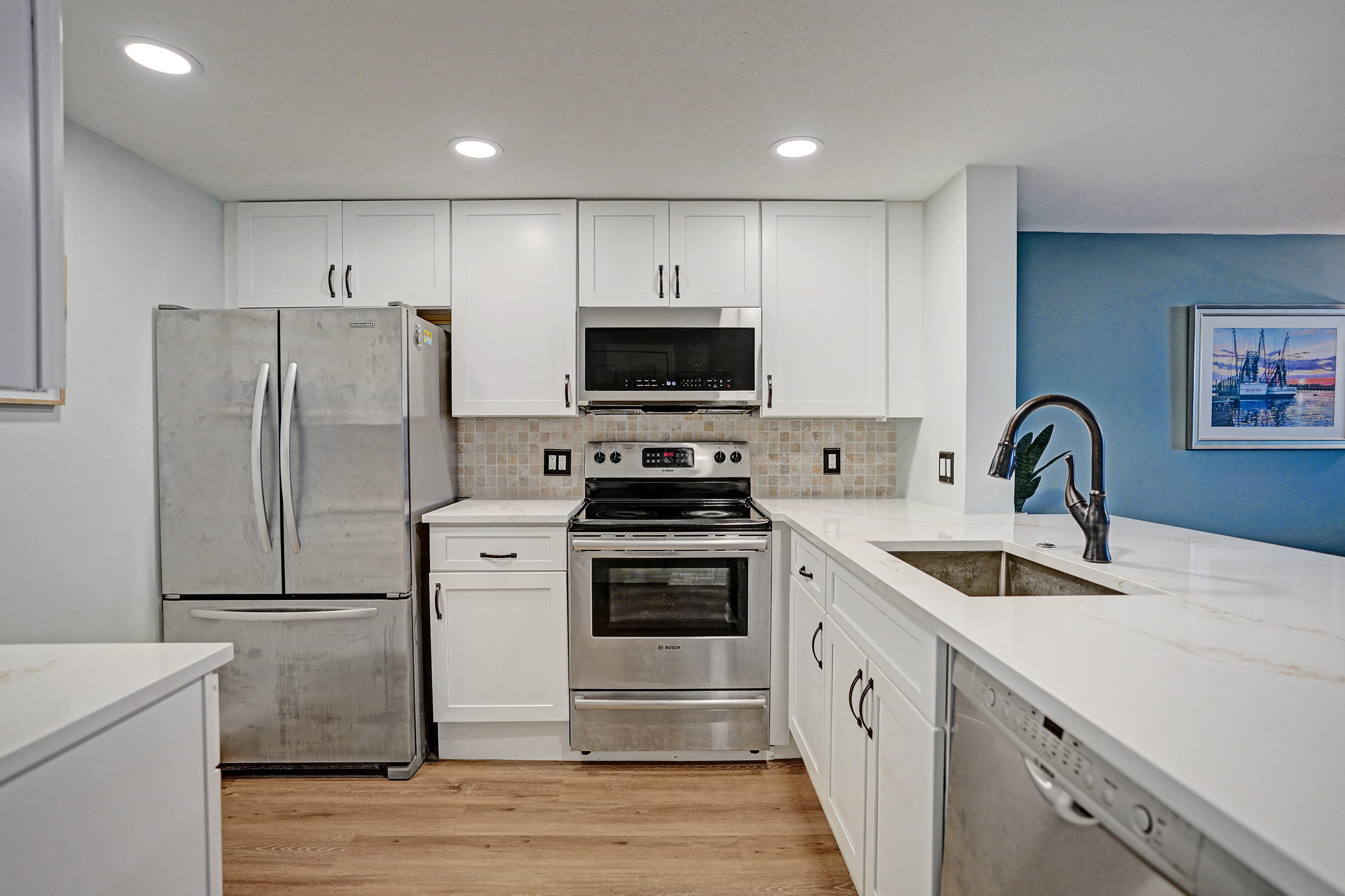 1028 Jeffery Street Boca Raton, FL 33487 - Photo 11 of 85 DSC08074