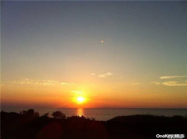 $1,999,000 | 895 Glen Court, Cutchogue, NY 11935