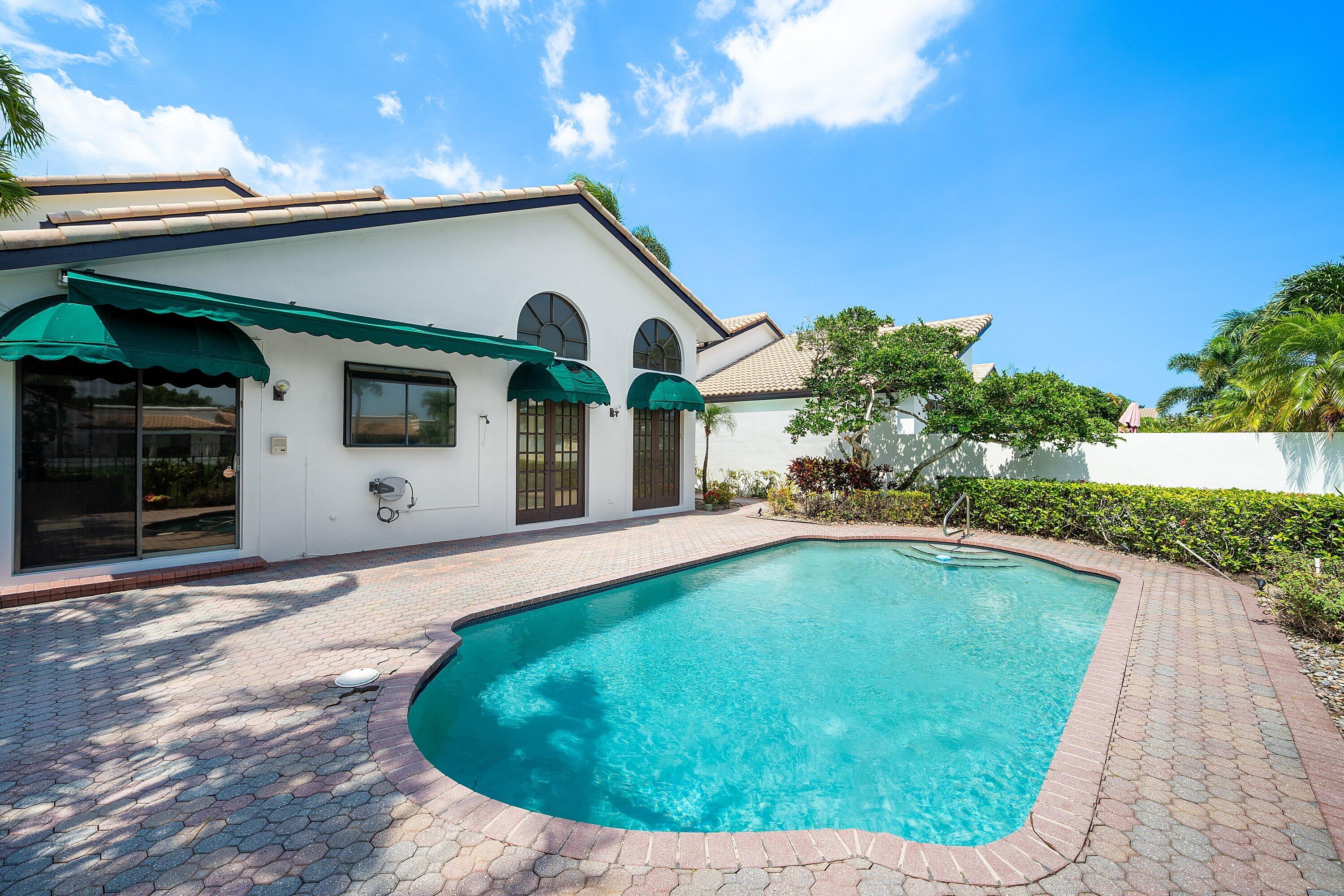 6495 Via Rosa Boca Raton, FL 33433 - Photo 6 of 15 044-6495ViaRosa-BocaRaton-FL-33433-SMALL