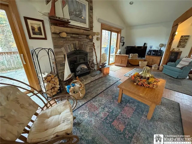 $317,000 | 4174 Osborne Road, Pomfret, NY 14063