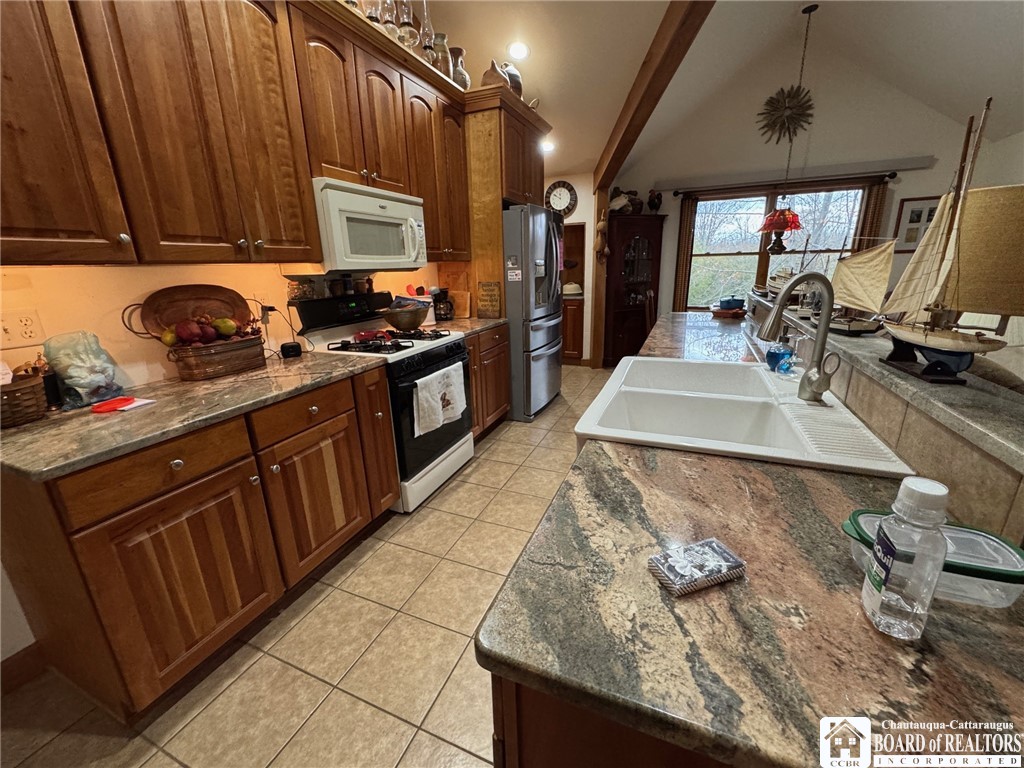 4174 Osborne Road Pomfret, NY 14063 - Photo 17 of 39