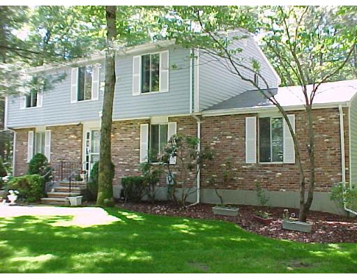 9 Hawk Lane Sharon, MA 02067 - Photo 1 of 16 Gallery Image 1