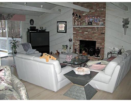 9 Hawk Lane Sharon, MA 02067 - Photo 10 of 16 Gallery Image 10