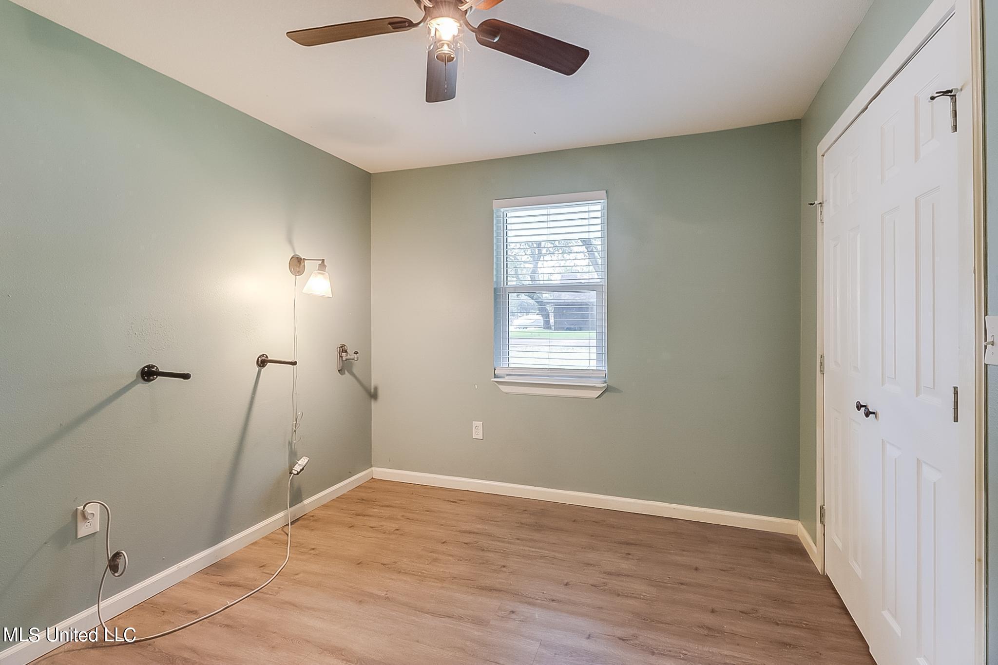 402 Jim Money Road Biloxi, MS 39531 - Photo 13 of 19 Photo Sep 19 2024, 1 06 41 PM (2)