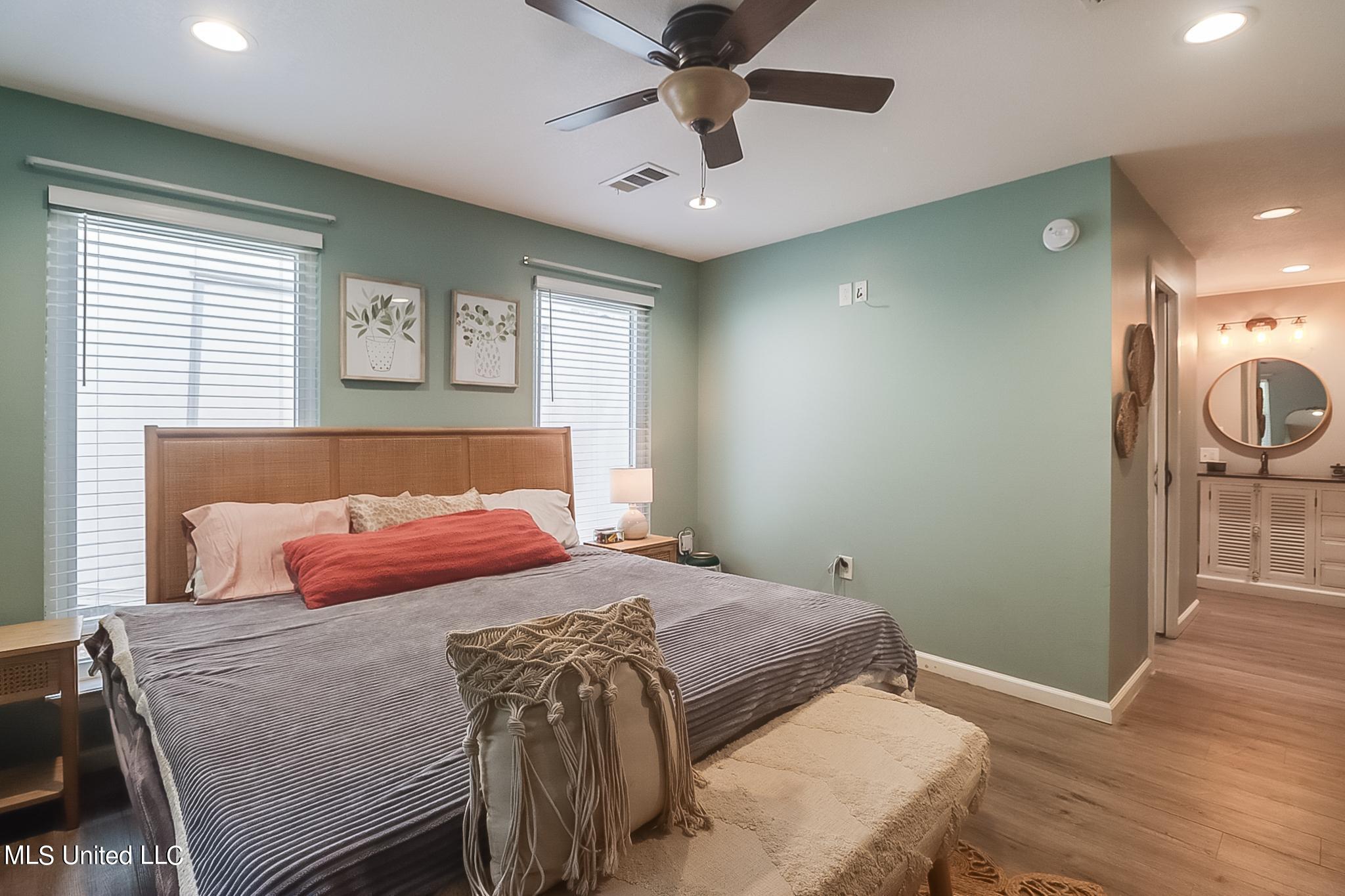 402 Jim Money Road Biloxi, MS 39531 - Photo 10 of 19 Photo Sep 19 2024, 1 11 37 PM (2)