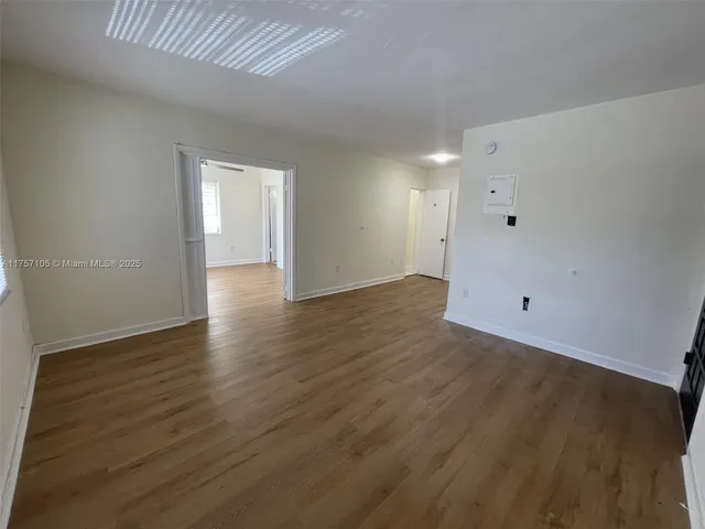 $1,900 | 218 Santillane Avenue, Unit 8, Coral Gables, FL 33134