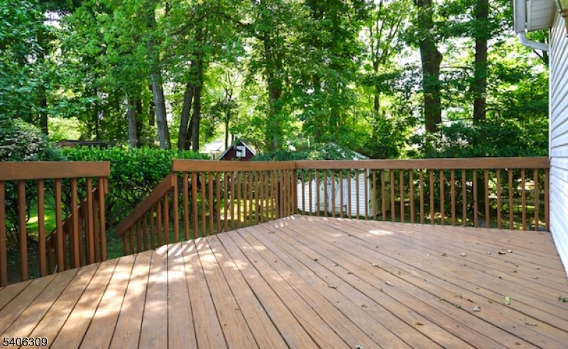 17 Wellington Road Livingston, NJ 07039 - Photo 16 of 20 a view of wooden deck