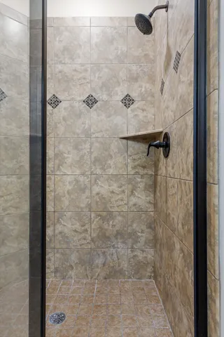 $400,000 | 8248 Towncreek Circle, Ooltewah, TN 37363