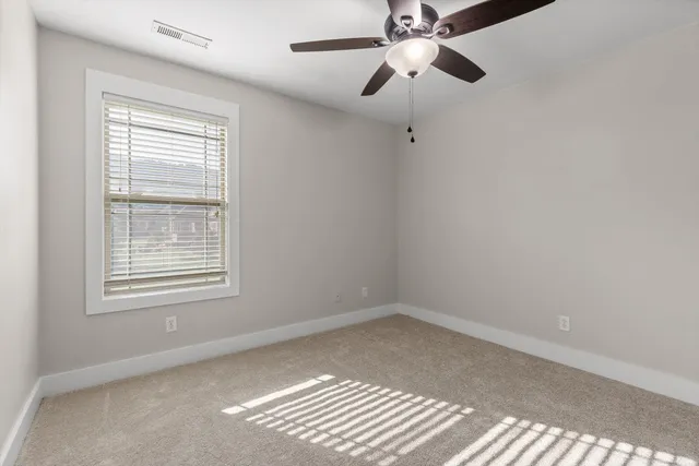 $400,000 | 8248 Towncreek Circle, Ooltewah, TN 37363