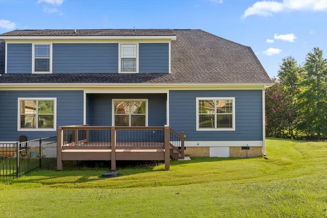 $400,000 | 8248 Towncreek Circle, Ooltewah, TN 37363