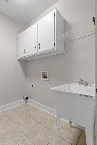 $400,000 | 8248 Towncreek Circle, Ooltewah, TN 37363