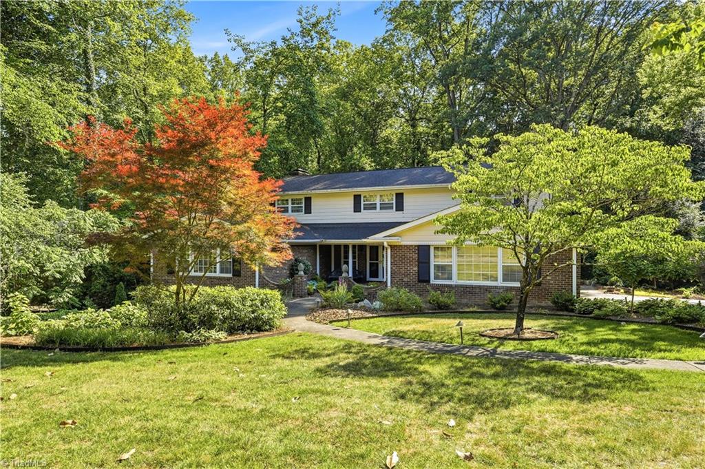 612 Hertford Road Winston-Salem, NC 27104 - Photo 3 of 49