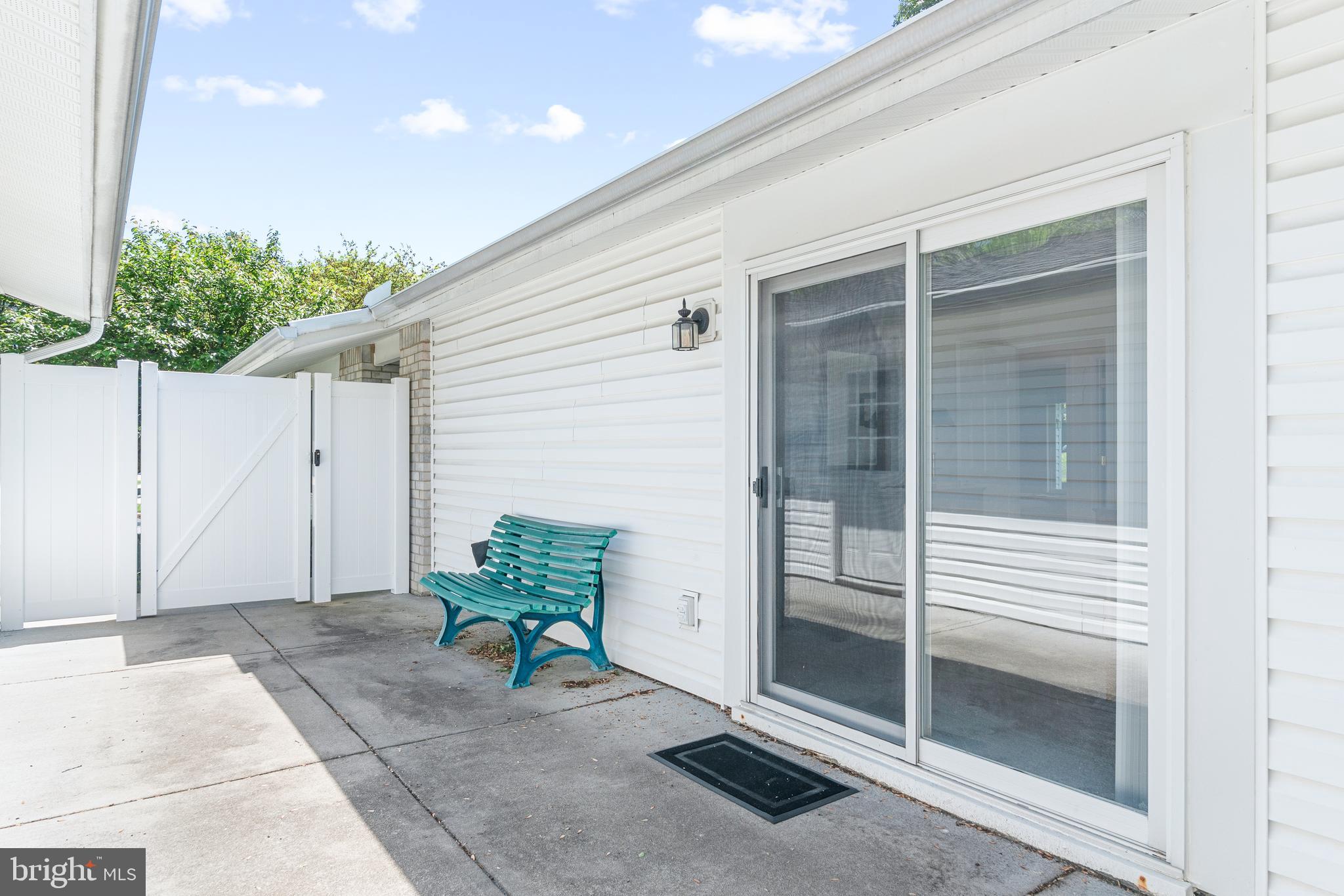 15400 Short Ridge Court, Unit 42A Silver Spring, MD 20906 - Photo 2 of 24 a view of backyard with cabin