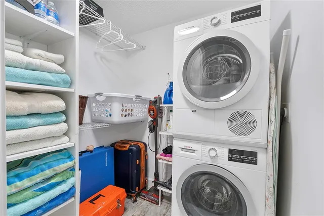 $489,900 | 1500 South Ocean Boulevard, Unit 207, Pompano Beach, FL 33062