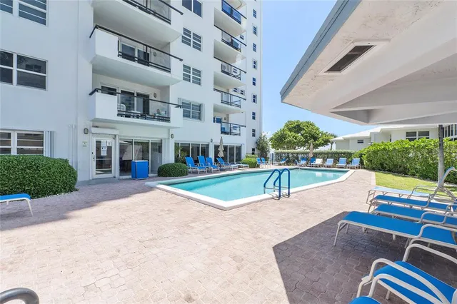 $489,900 | 1500 South Ocean Boulevard, Unit 207, Pompano Beach, FL 33062