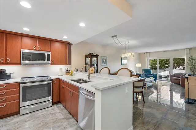 $489,900 | 1500 South Ocean Boulevard, Unit 207, Pompano Beach, FL 33062