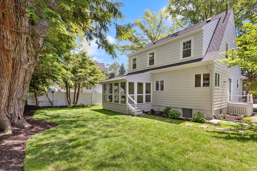 36 Stearns Road Belmont, MA 02478 - Photo 16 of 19 Gallery Image 16