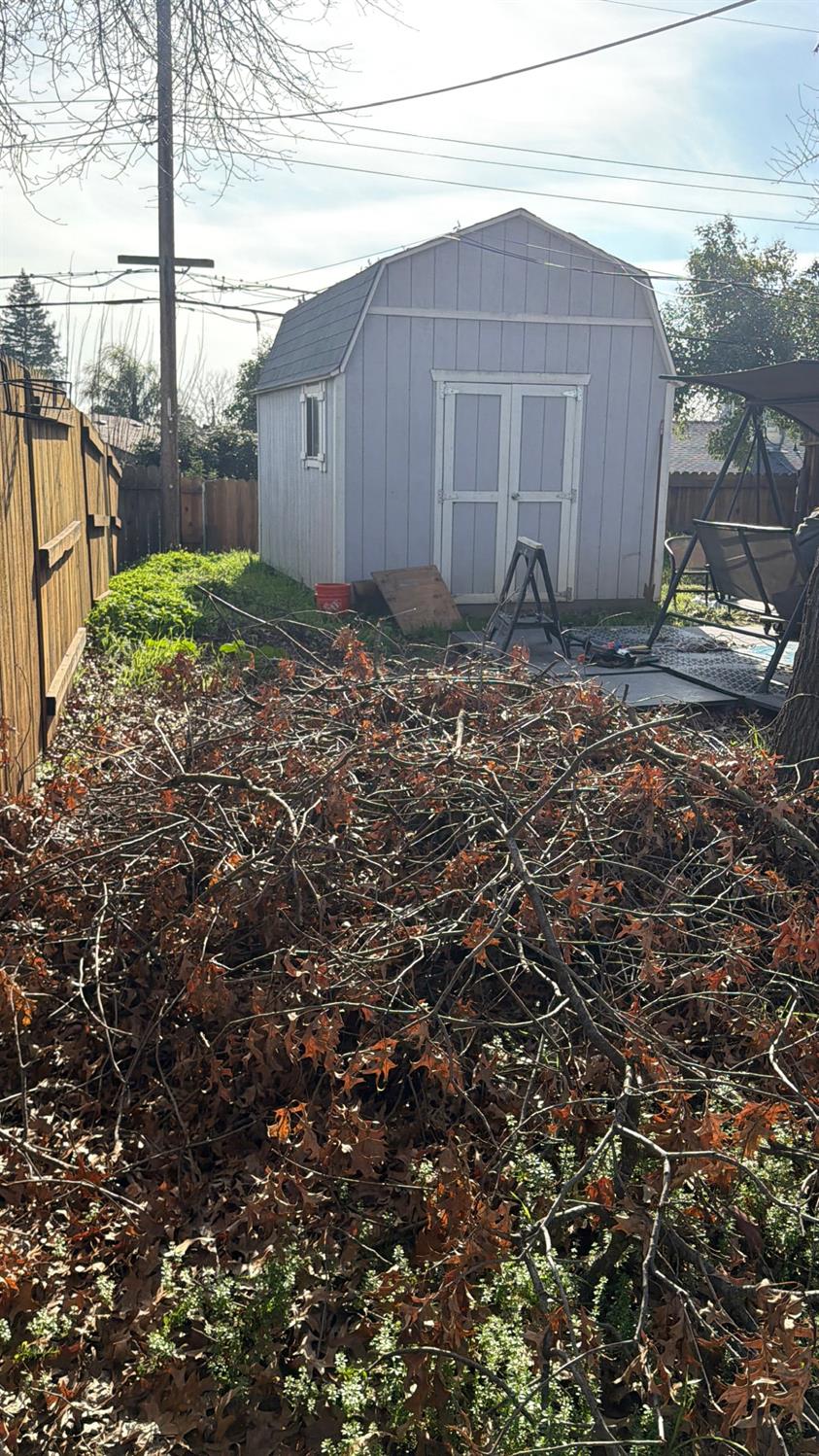 6140 Marwick Way Carmichael, CA 95608 - Photo 15 of 17 a house view with a backyard space