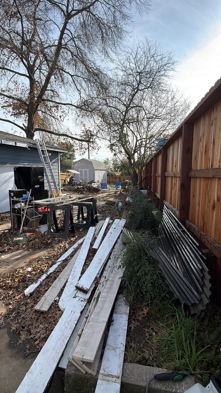 6140 Marwick Way Carmichael, CA 95608 - Photo 17 of 17 a view of a train station