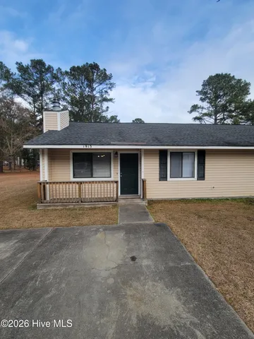 $1,150 | 1913 Countrywood Boulevard, Jacksonville, NC 28540