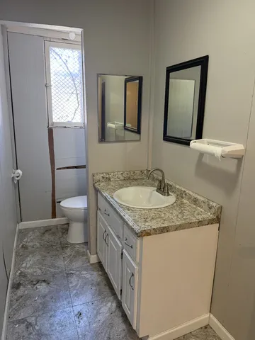 $1,300 | 104 West Jefferson Street, Pulaski, TN 38478