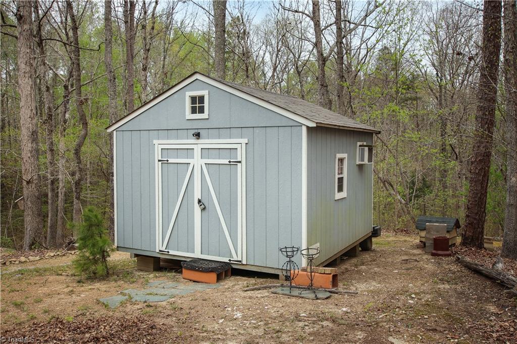 7329 Lassiter Mill Road Asheboro, NC 27205 - Photo 19 of 50 Gallery Image 19