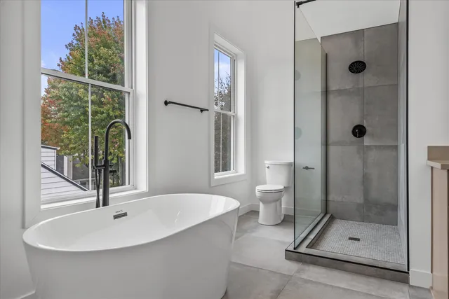 $1,499,990 | 308 Oak Street, Slinger, WI 53086