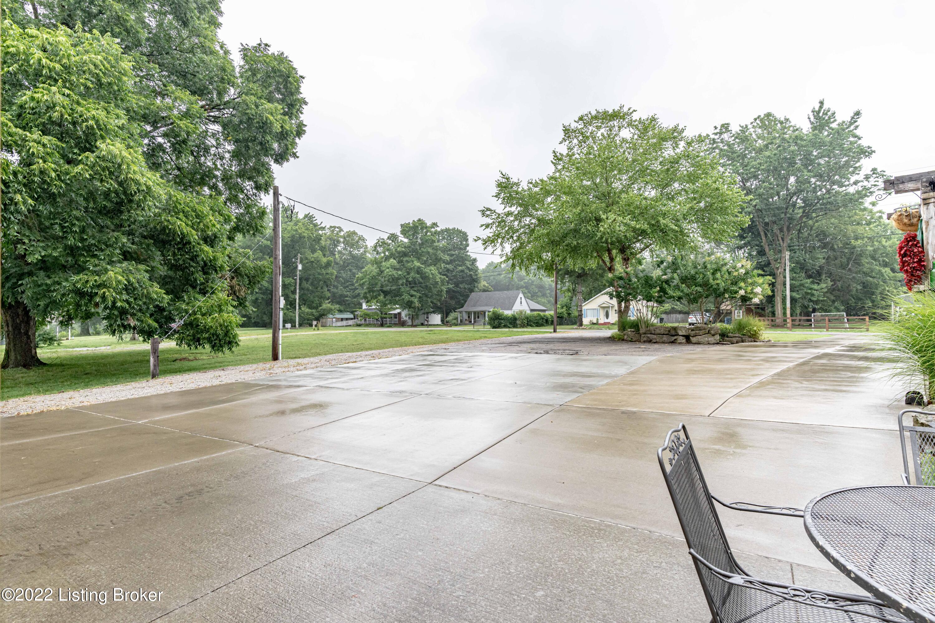 12710 Abbey Road Louisville, KY 40272 - Photo 26 of 26 DSC02672