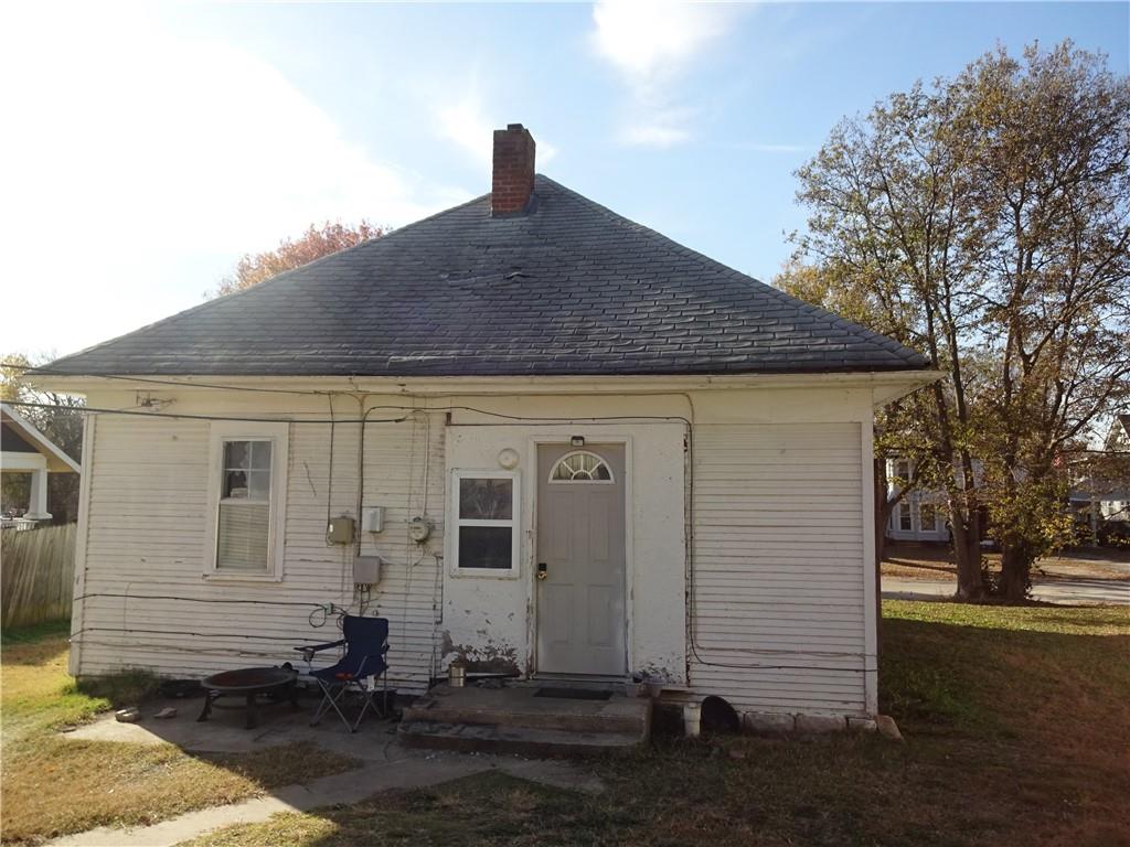 308 South 8th Street Independence, KS 67301 - Photo 8 of 16