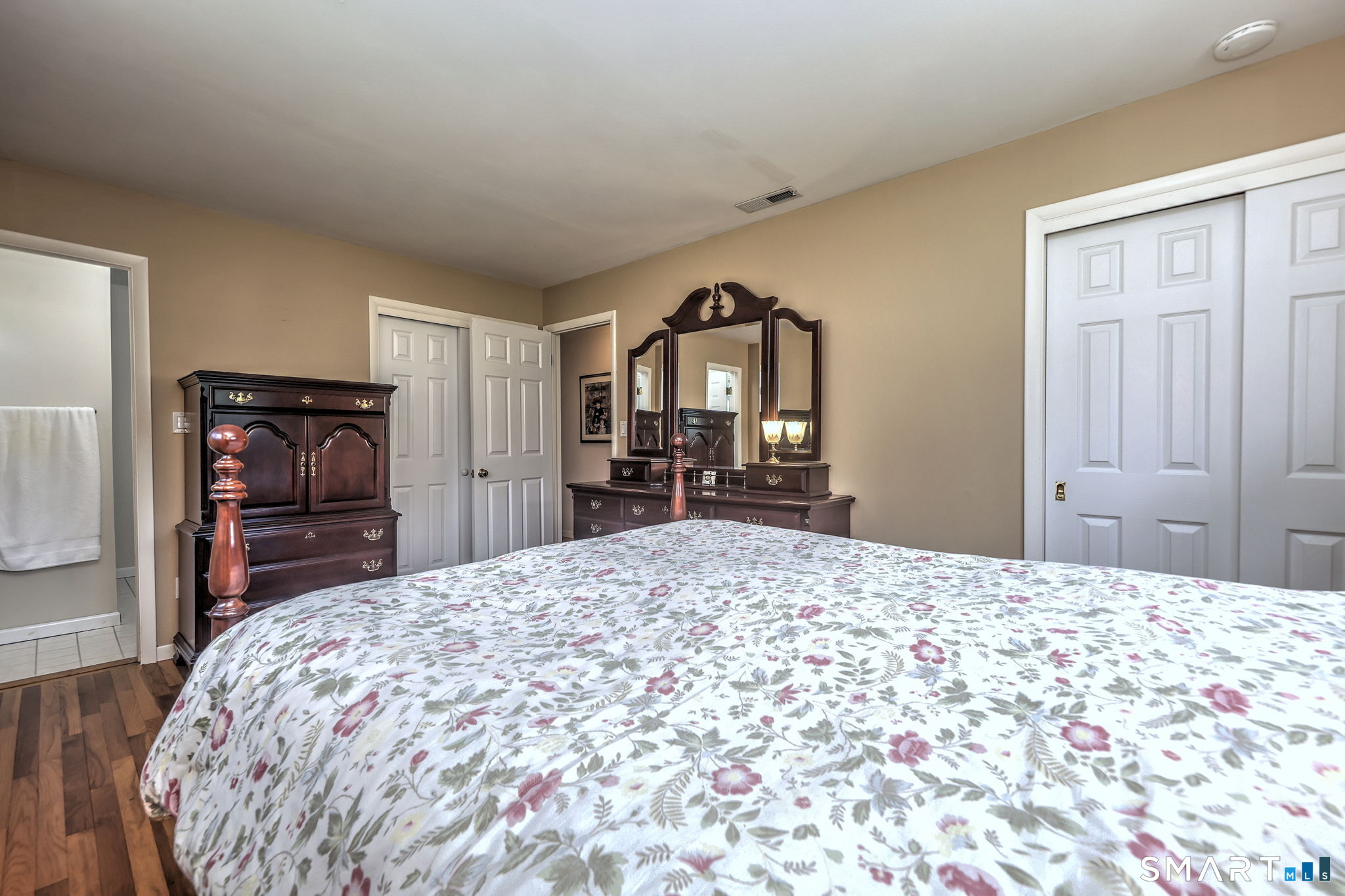 31 Paugussett Road Newtown, CT 06482 - Photo 20 of 40