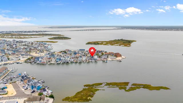 a picture of floor plan