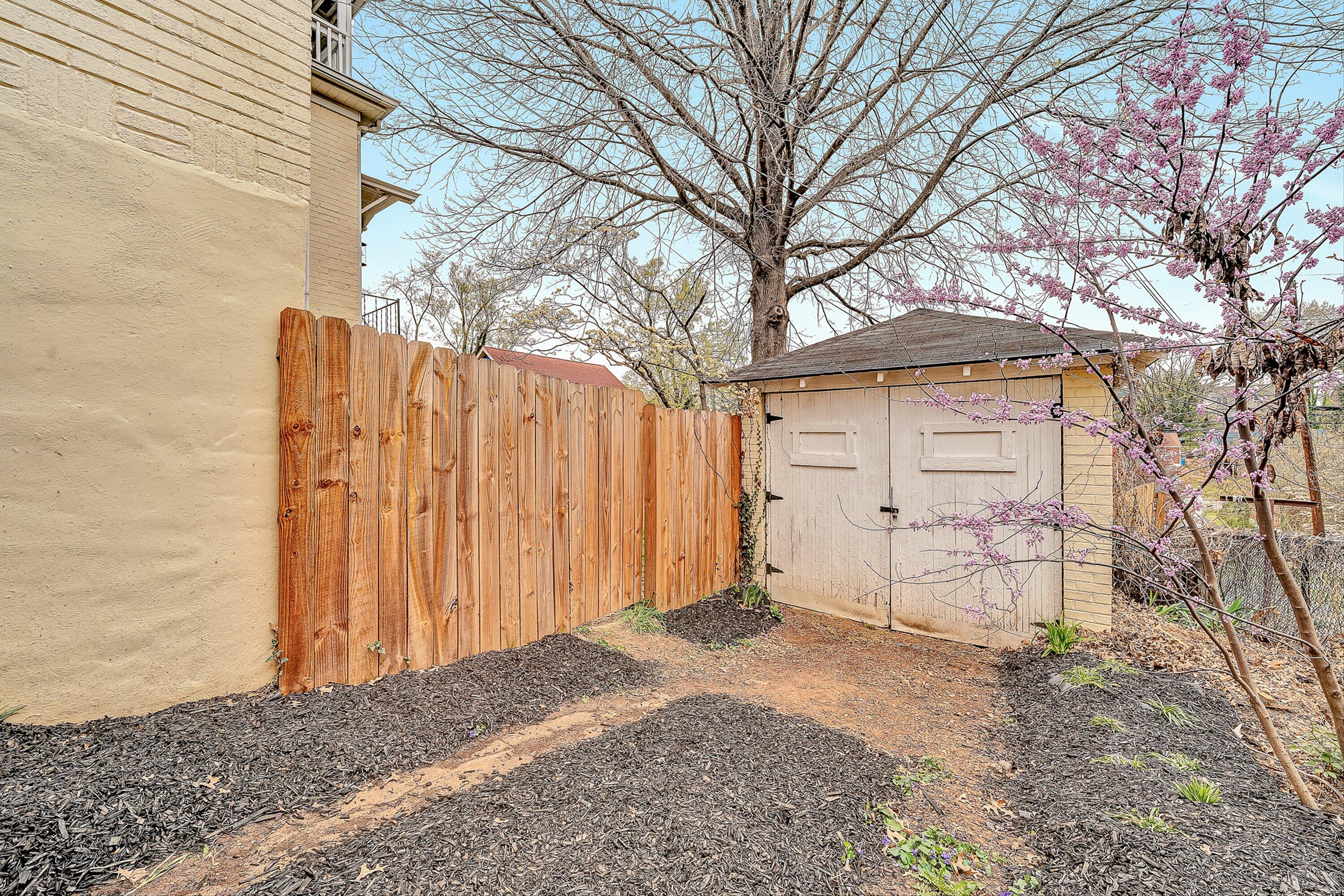 2401 Laburnum Avenue Southwest Roanoke, VA 24015 - Photo 42 of 43 43-VM-08988