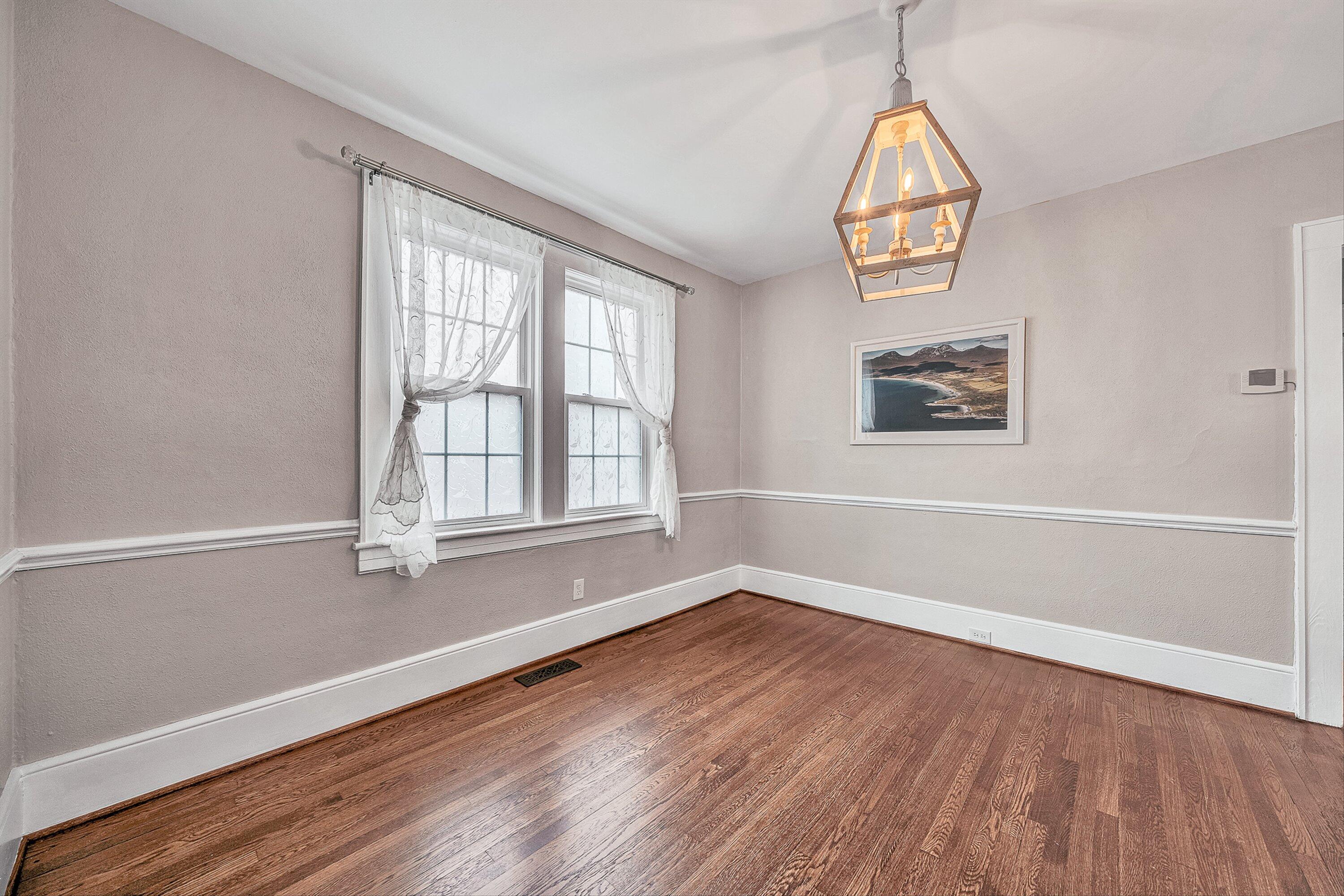 2401 Laburnum Avenue Southwest Roanoke, VA 24015 - Photo 10 of 43 10-VM-08949